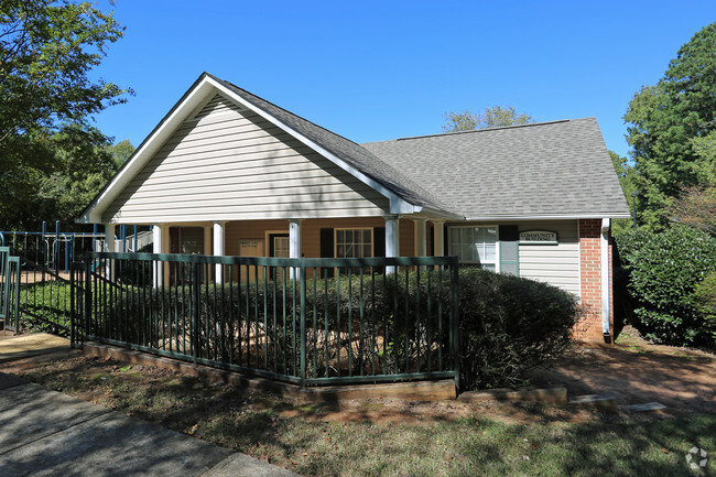 homes for rent in marietta ga under 1000