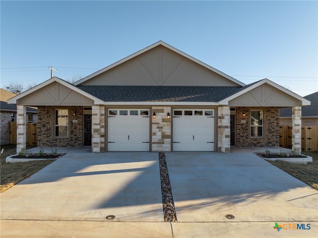 Photo - 5116 Rose Gdn Lp Townhome