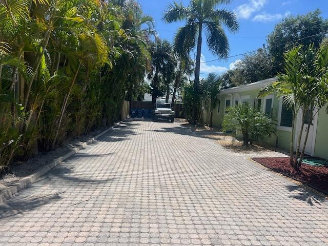 Photo - 116 Mayfield Rd Unit 3