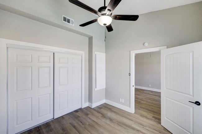 Lakewood West Apartments