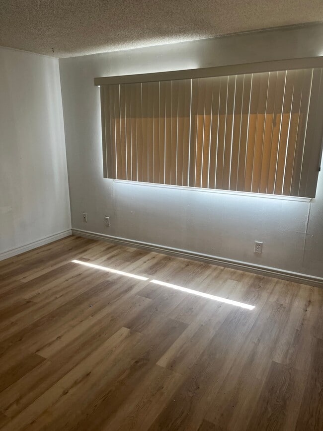 Photo - 3001 King Midas Way