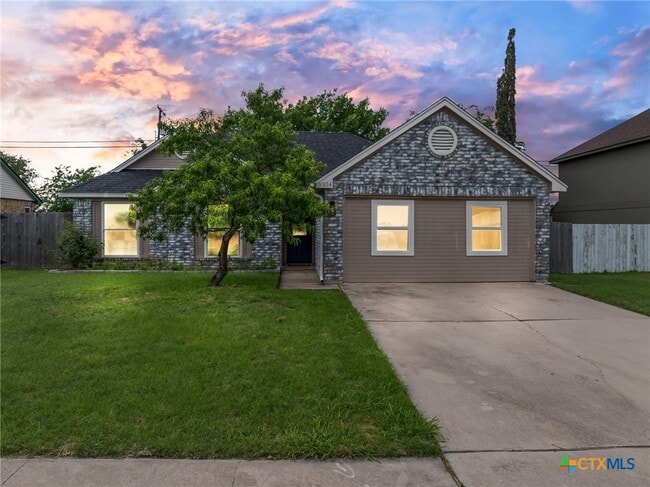 Building Photo - 2804 Bluejay Dr Rental