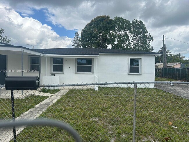 Photo - 1835 NW 122nd St