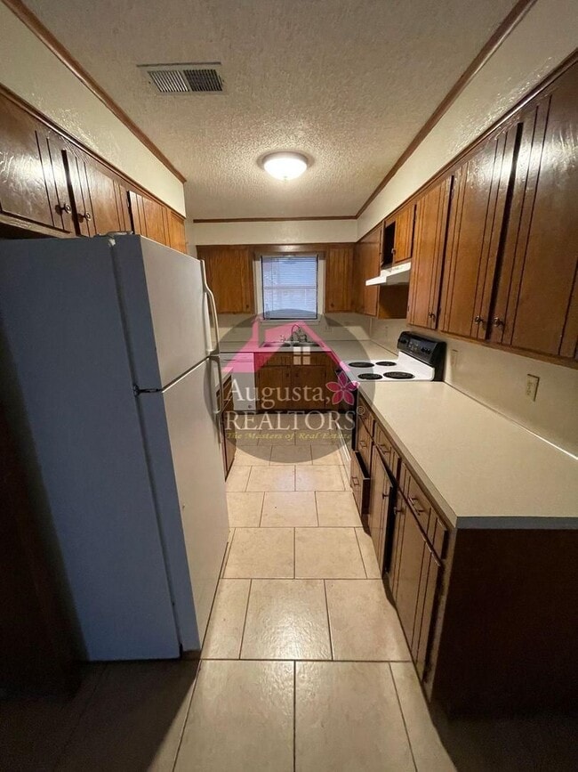 Photo - JC-4626/4634 Marlboro Unit 4634 Marlboro