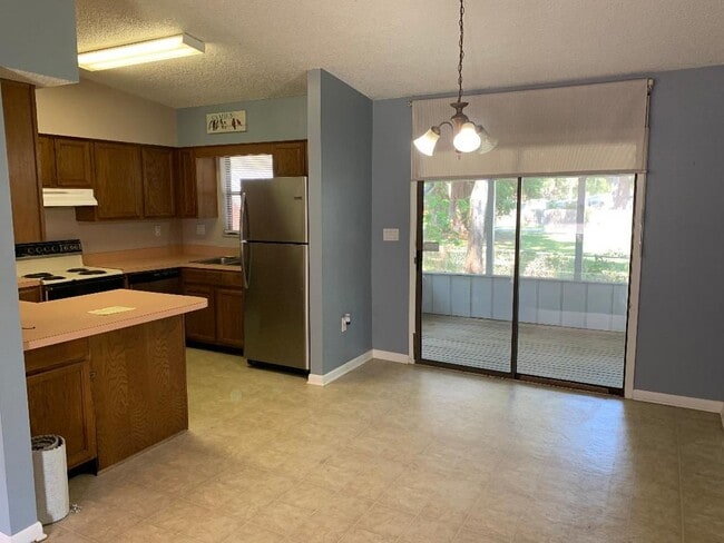 Photo - 137 Nautilus Rd