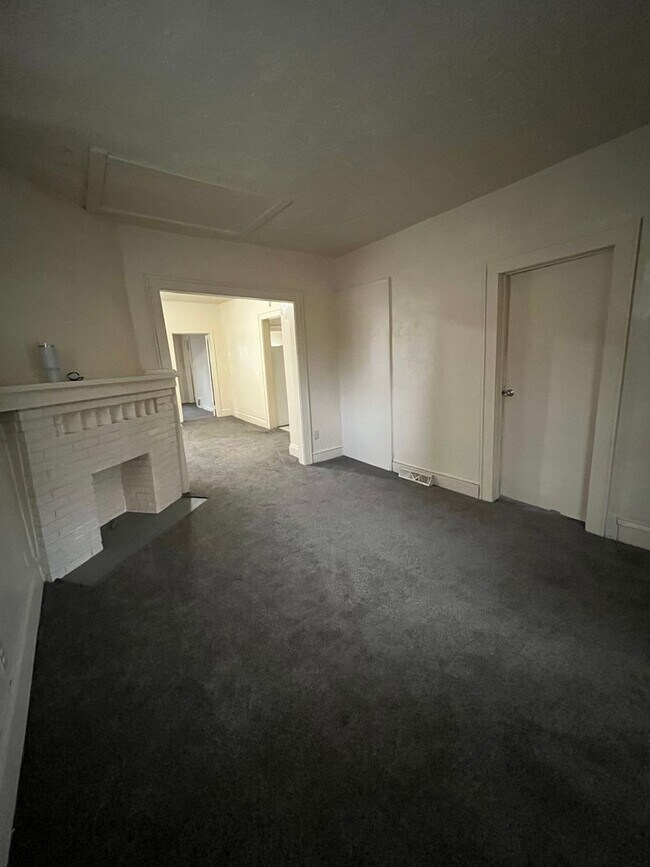 72 E. Mapledale Ave. Apartment Akron, OH