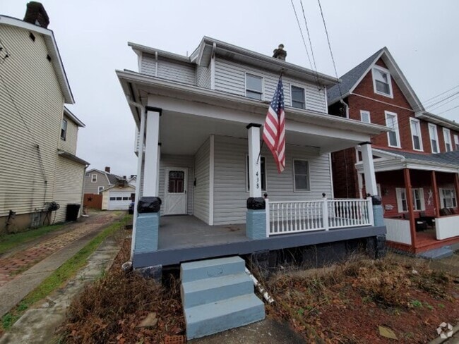 Building Photo - COMING SOON! HOME IS CURRENTLY OCCUPIED – ...