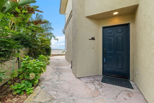 Building Photo - 46 Sobrante Rental