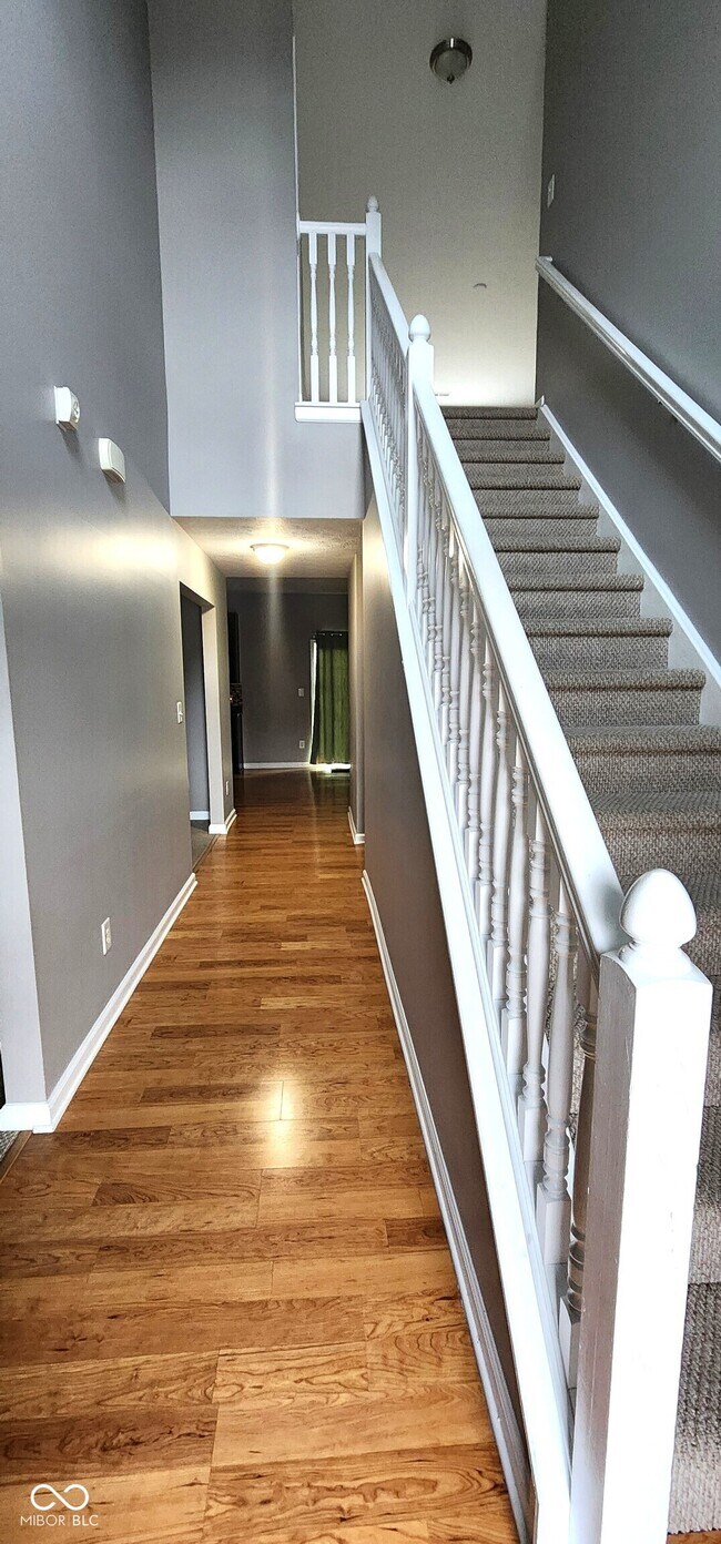 Photo - 5923 Edelle Dr