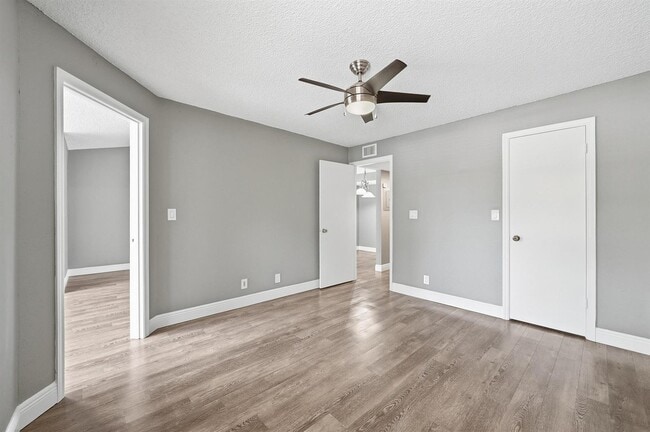 Photo - 2900 S University Dr Unit 9204