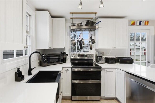 Photo - 72 Seascape Ave