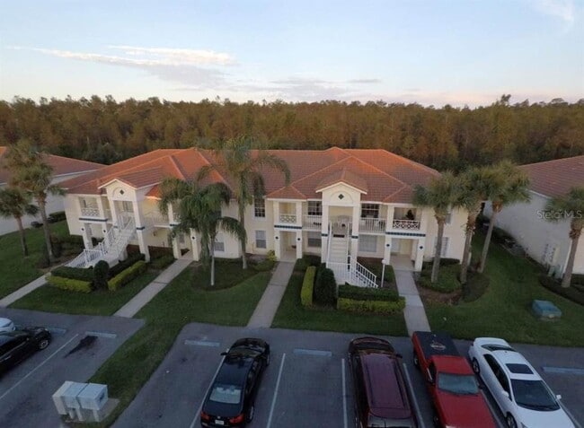 Building Photo - 13843 Timberland Dr Unit 203