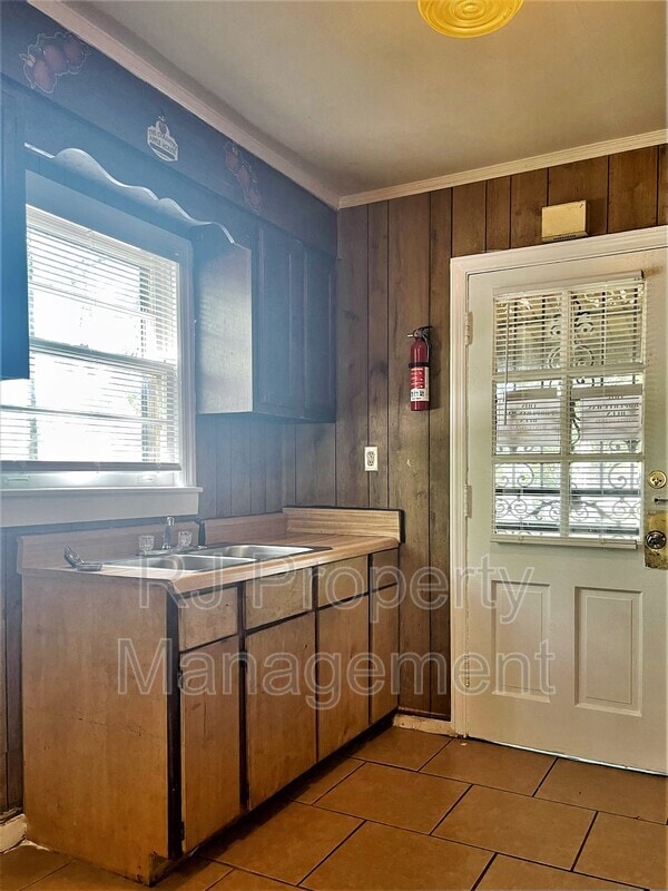 Photo - 732 S Greer St