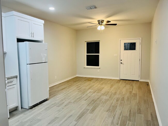 Photo - 1810 Atrium Pl Dr Unidad 10