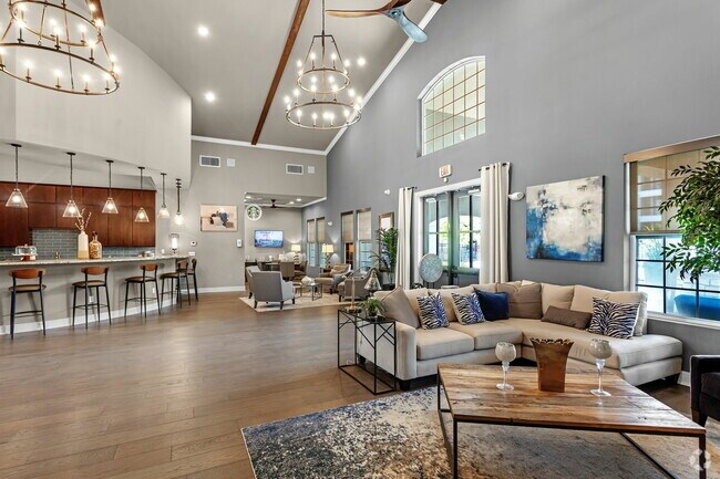 Building Photo - Sixty610 Stone Creek Rental
