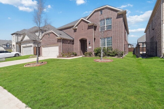 Photo - 566 Westwood Way Dr