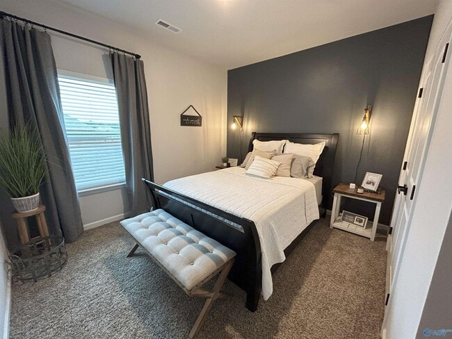 Photo - 115 Caden Ct