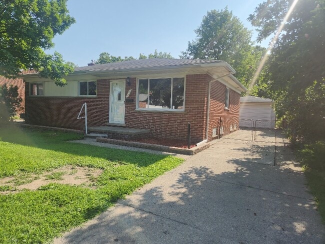 Photo - 8630 N Evangeline St