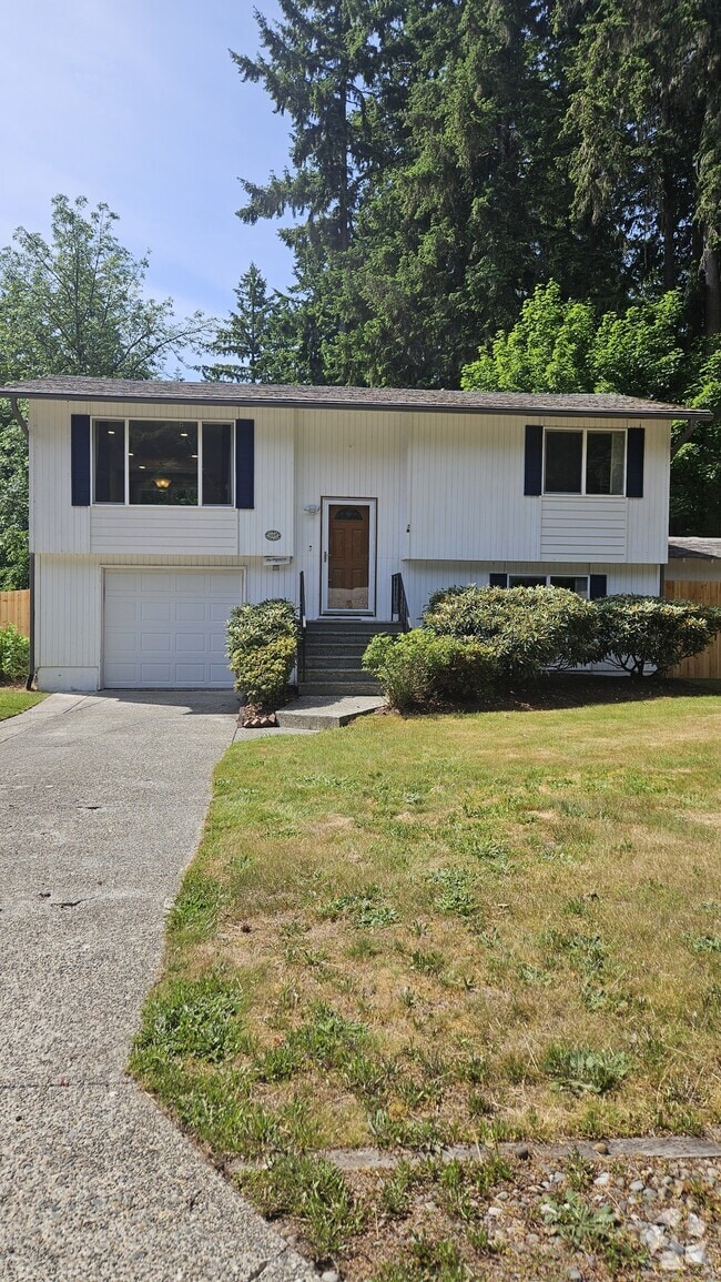Building Photo - 6005 6th Ave SE Rental