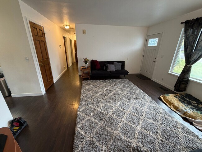 Photo - 127 Goodall St