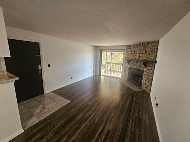 Photo - Bright Top-Floor Corner Condo on Powerline Trail – 1 Bed / 1 Bath Unit B