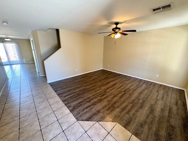 Photo - 10606 W Zak Rd