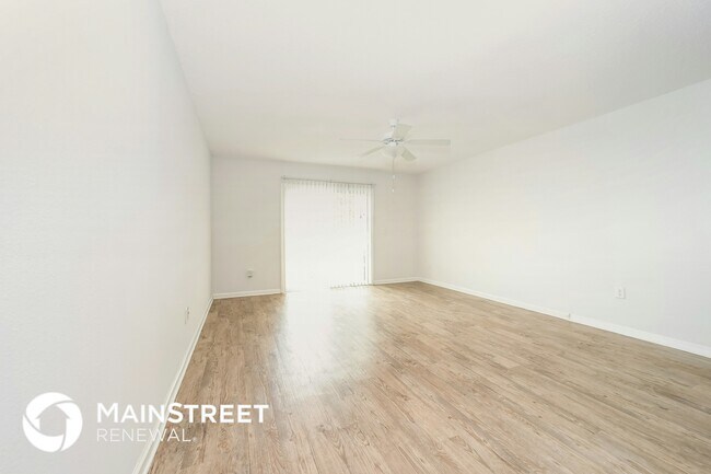 Photo - 512 Eiseman Wy