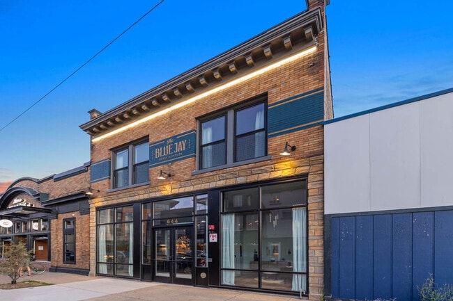 Photo - 644 Bridge St NW Unit SI ID1539824P