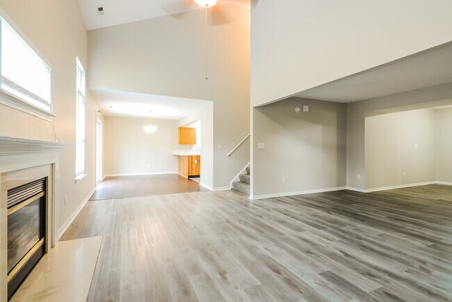 Photo - 5904 Minden Dr