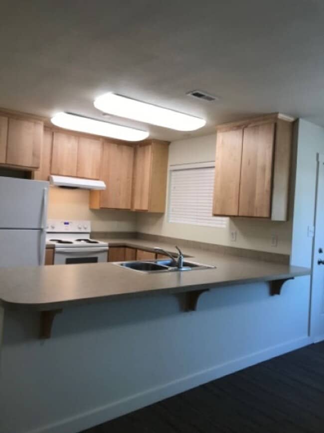 Photo - 592 Monroe St Unit 202
