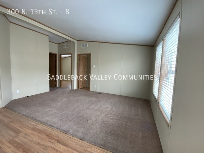 Photo - 300 N 13th St