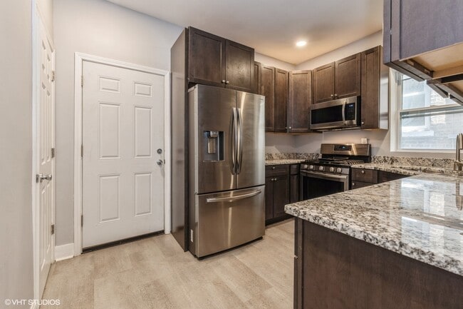 Photo - 1060 N Spaulding Ave Unidad 1