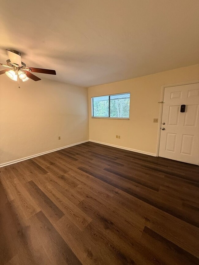 Photo - 1/1 in Rustic Springs!