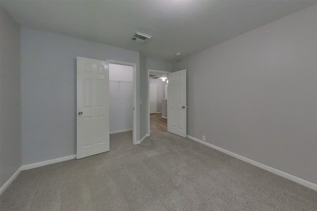 Building Photo - 2744 Woodspring Forest Dr