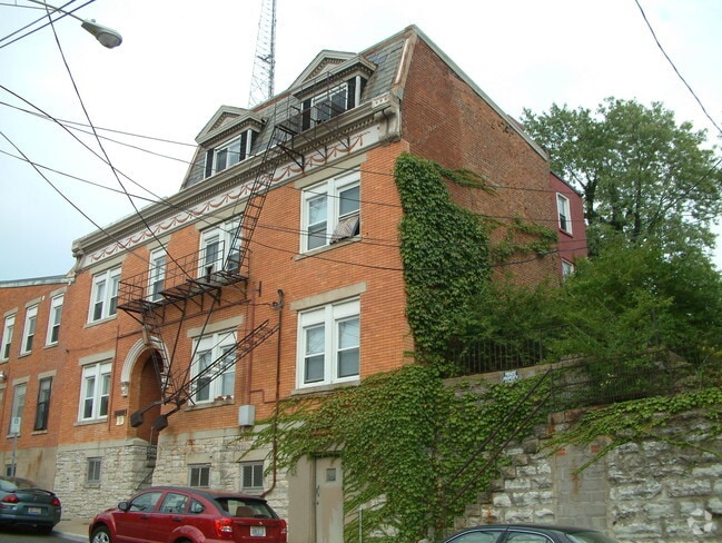 Photo - 2162 Stratford Ave