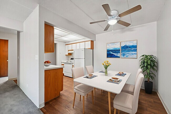 Cherry Court Apartments