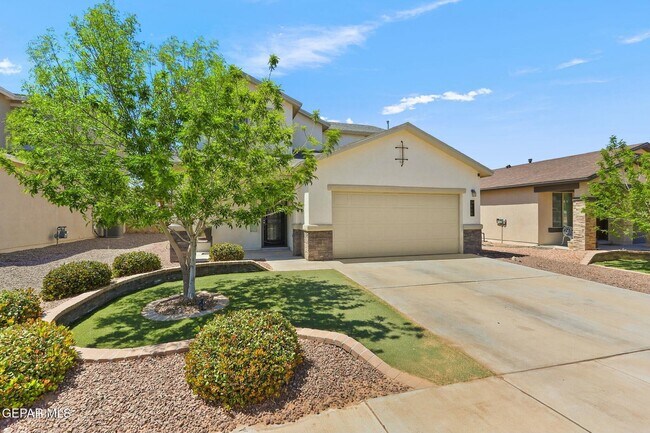 Photo - 3909 Desert Dunes Dr