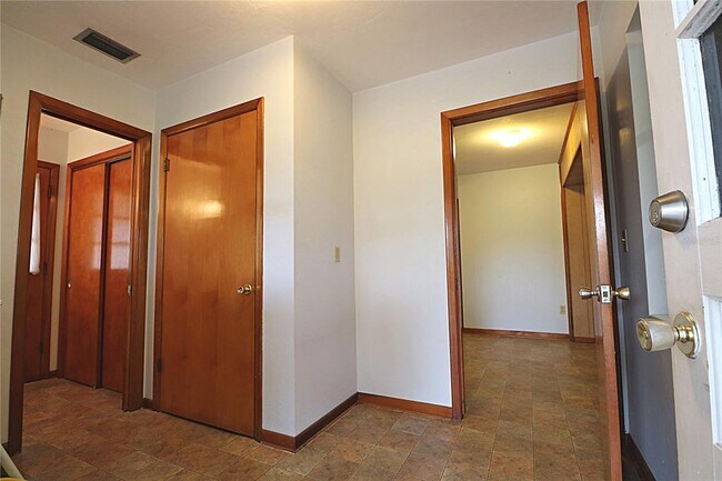 Photo - 1000 Cody Cove Rd