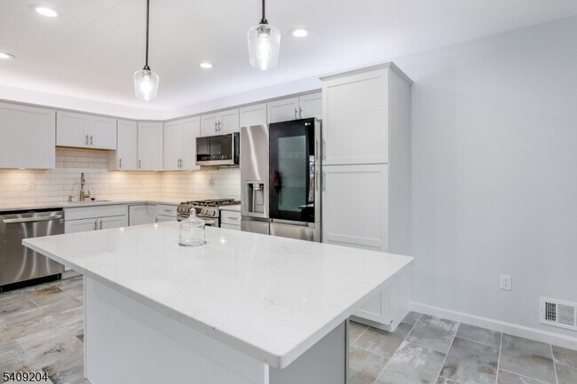 Photo - 111 Patriots Rd