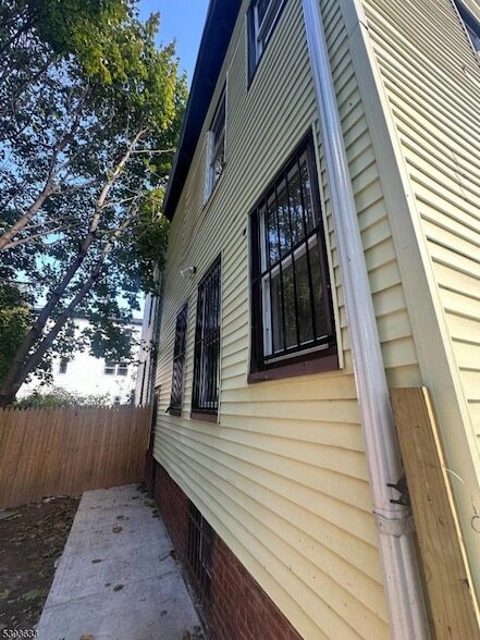 Photo - 307 21st St Unidad 2