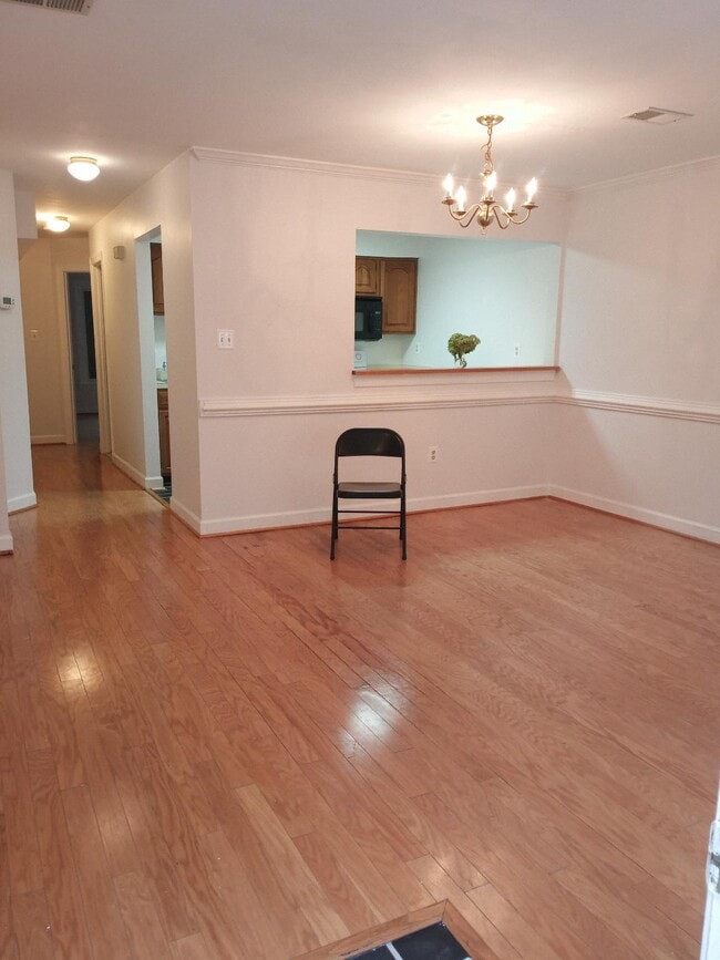 huge living room - 818 N Fayette St Townhome