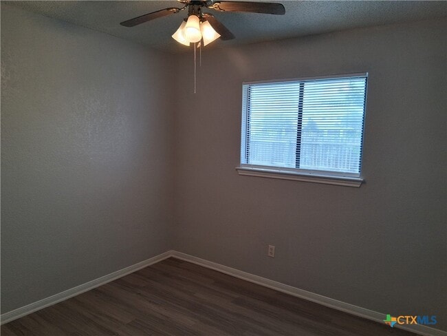 Photo - 3801 Riverrock Dr