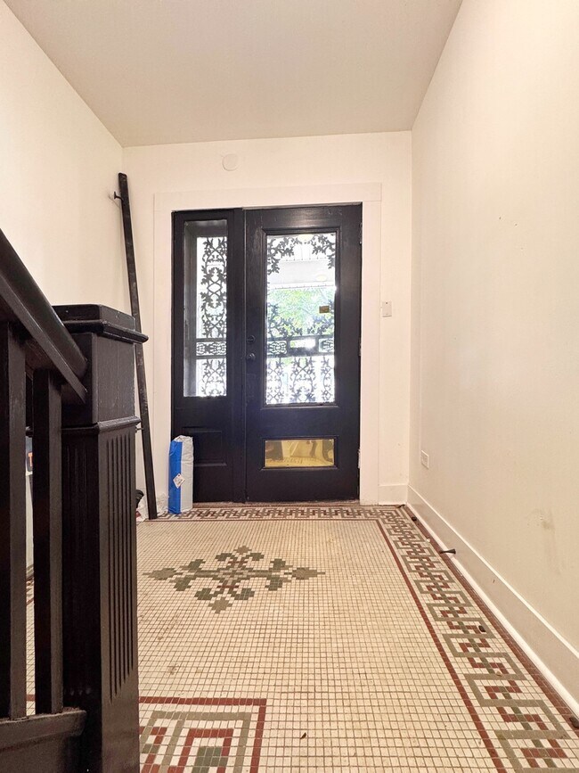 Photo - 3316 W Flournoy St Unit 1