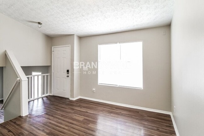 Photo - 5551 Downs Way