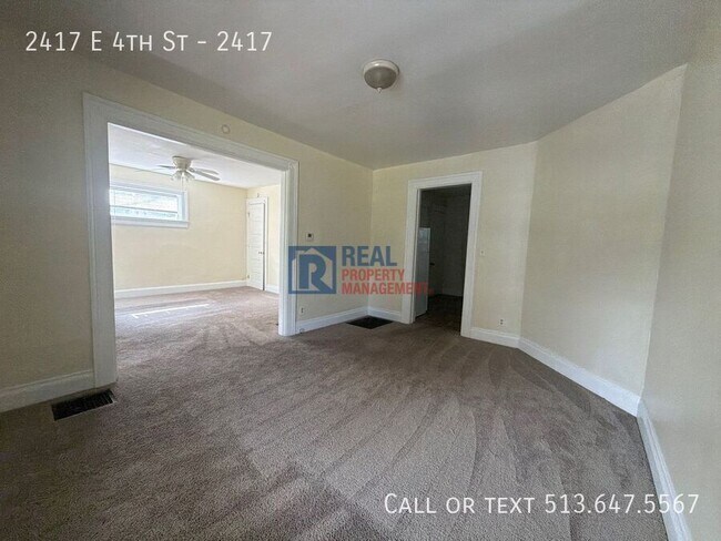 Photo - 2417 E 4th St Unidad 2417