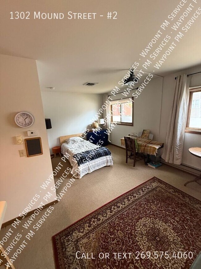 Photo - 1302 Mound St Unit #2