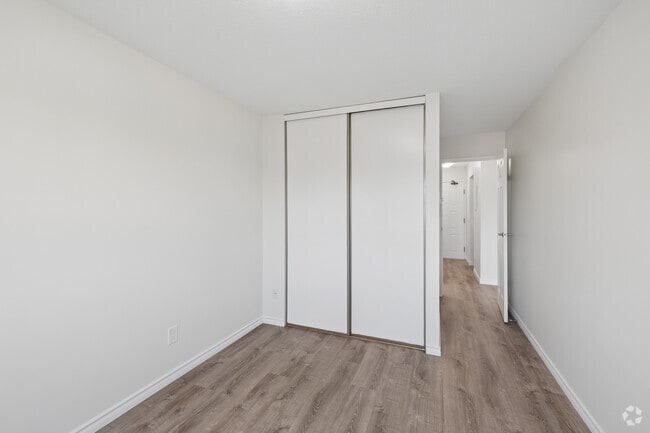 1BR, 1BA - 650SF - Bedroom