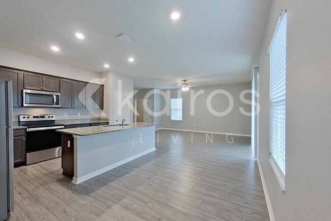30081 Fedora Cir