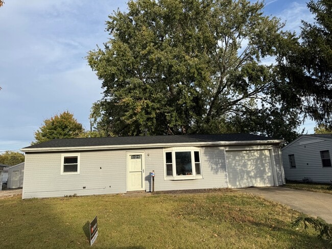 Building Photo - 58 Oriole Dr