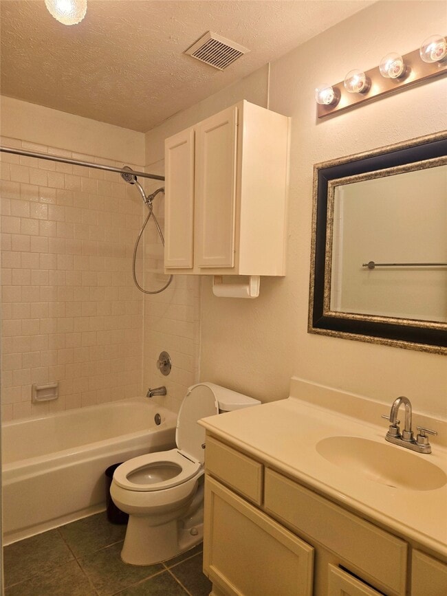 Photo - 4515 Oak Valley Dr